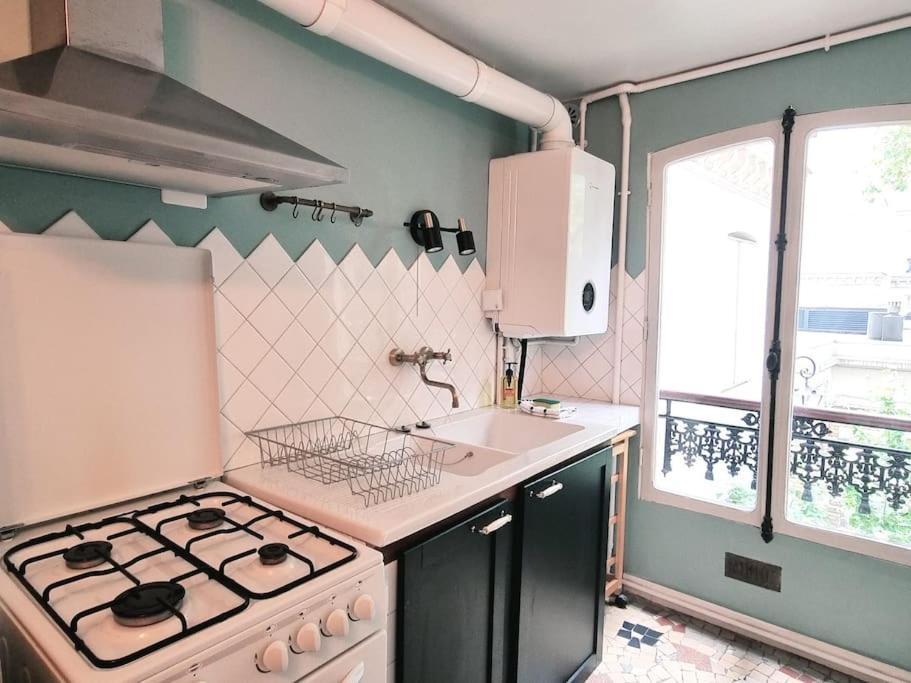 Paris Montmartre 6 Personnes Apartment Exterior photo