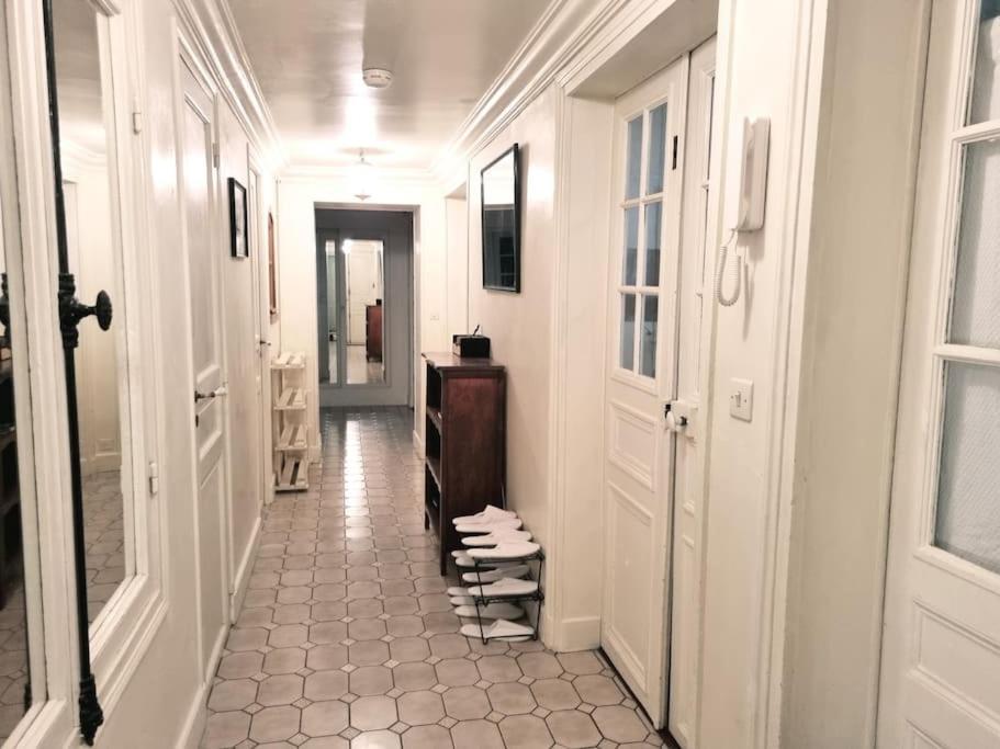 Paris Montmartre 6 Personnes Apartment Exterior photo
