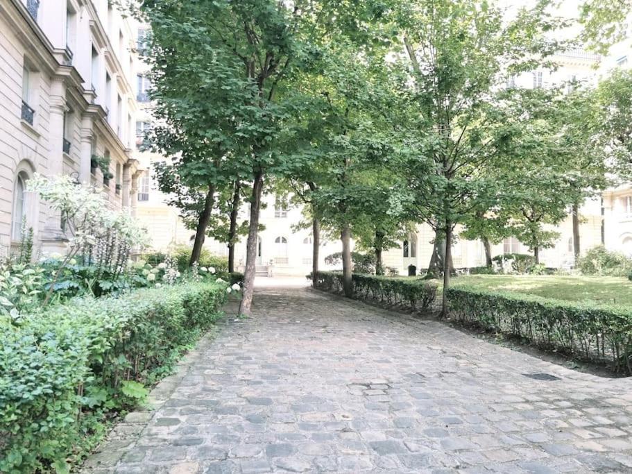 Paris Montmartre 6 Personnes Apartment Exterior photo